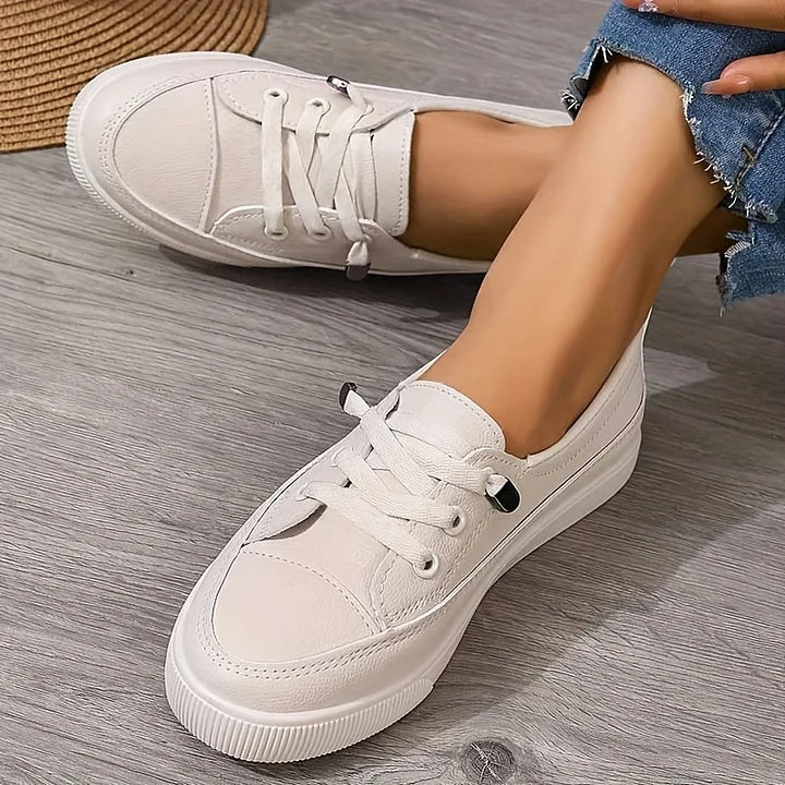 Serelle | White Orthopedic Lace-Up Flats