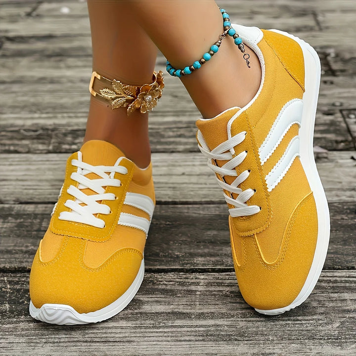 Avyra | Lightweight Orthopedic Fashion Sneakers