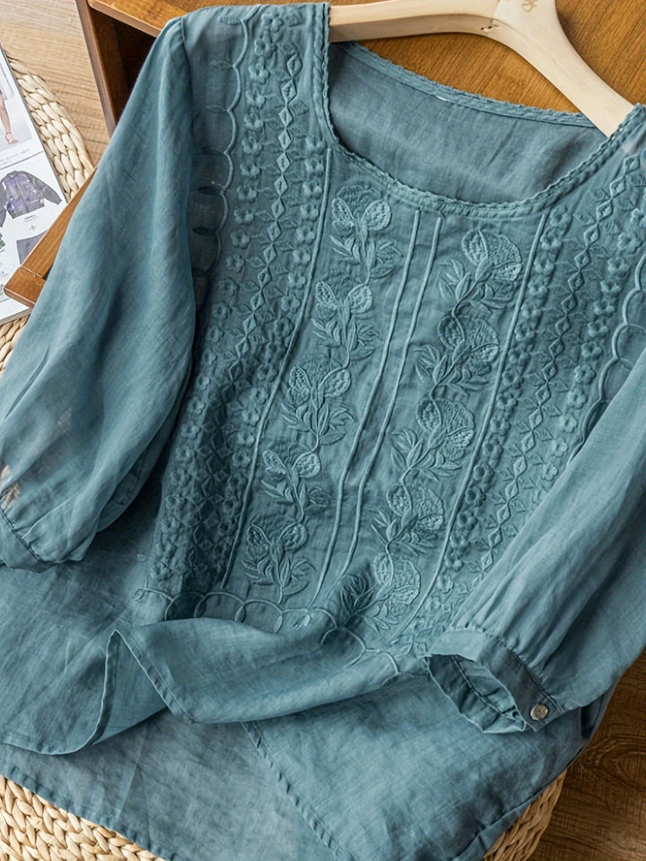Auralyn | Vintage Lace Blouse