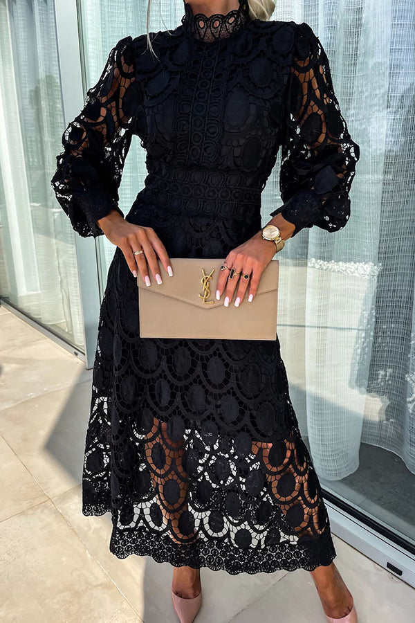 Vivenne | Elegant Midi Dress