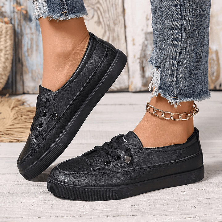 Serelle | White Orthopedic Lace-Up Flats